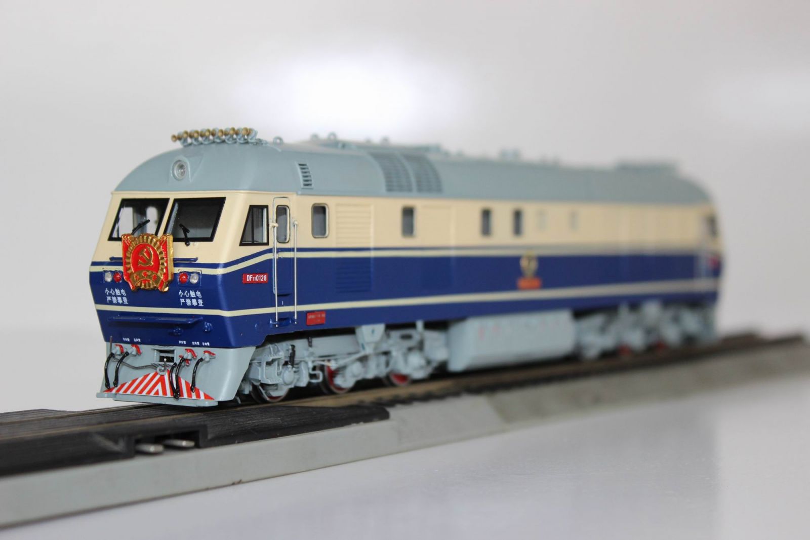 HO Scale Chinese DF11